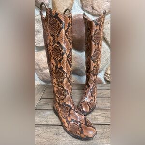 Vintage FRYE Snakeskin Tall Boots*FALL FAVORITE*Beautiful Boots! 7B
